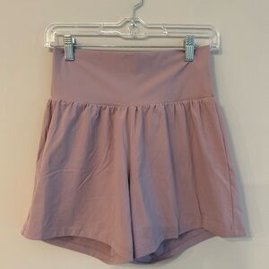 HALARA High-Waisted Mauve Shorts